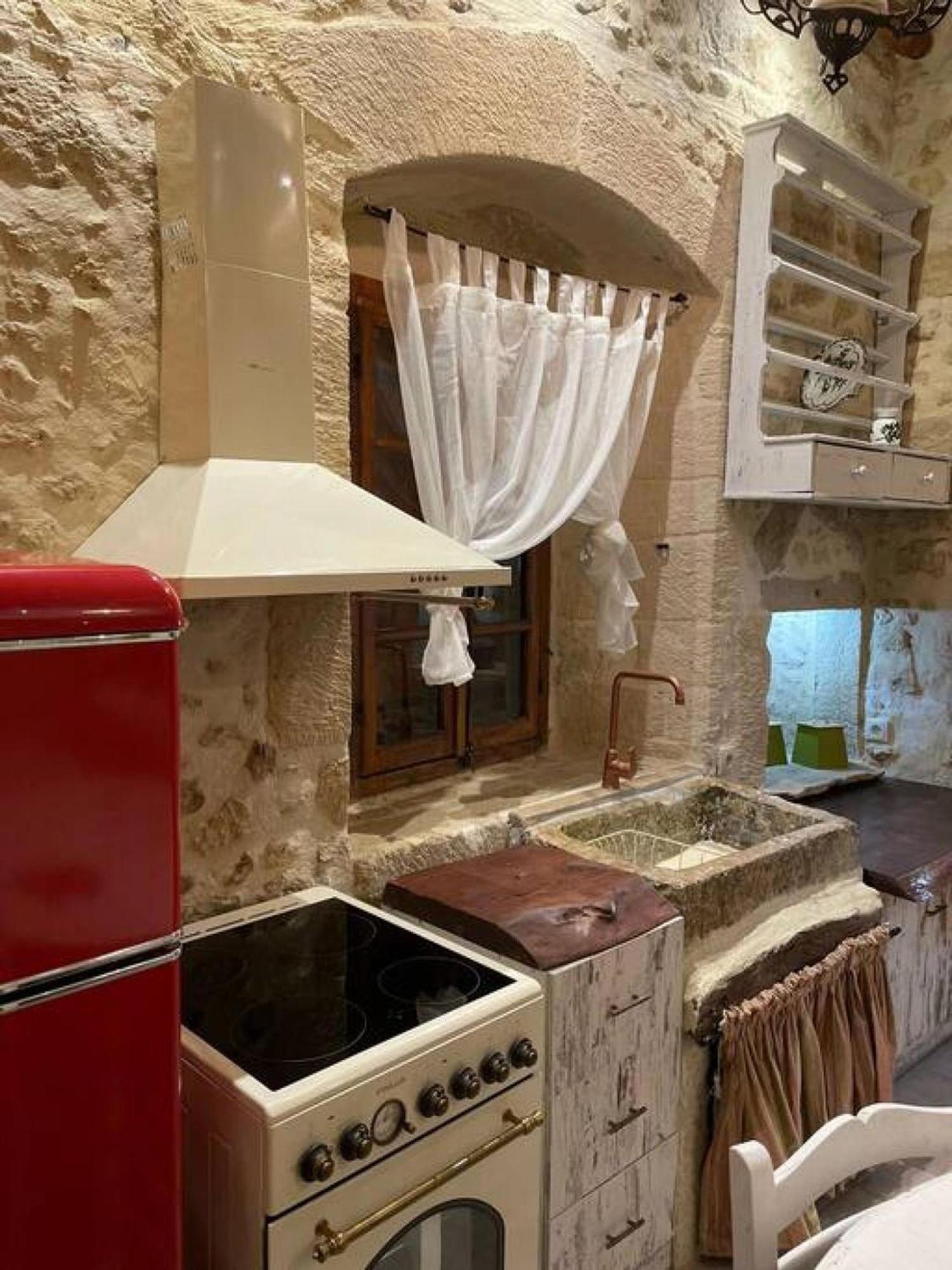 Village Little House At Roústika מראה חיצוני תמונה